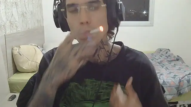 Snapshot of smokingink chatting on 1, 7, 2026 smokingink online show from 1, 7, 2026