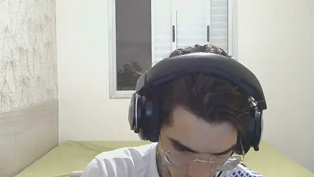 Snapshot of smokingink chatting on 15, 6, 2026 smokingink online show from 15, 6, 2026