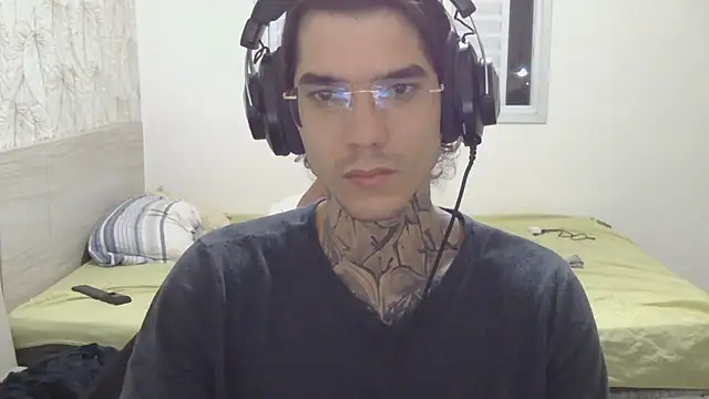 Snapshot of smokingink chatting on 21, 6, 2026 smokingink online show from 21, 6, 2026