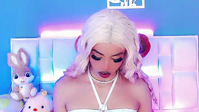 Arlet Zenere online show from 17, 1, 2025