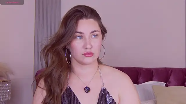 KiraBarlows online show from 20, 7, 2026
