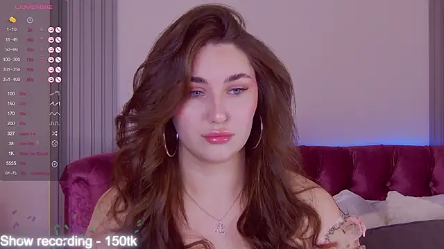 KiraBarlows online show from 1, 2, 2026