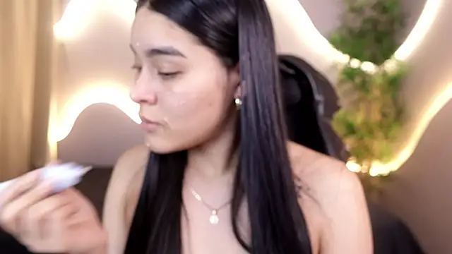 camilapersy online show from 4, 2, 2026