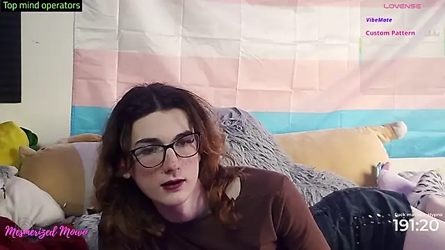 Mesmerized Mowo online show from 21, 9, 2025