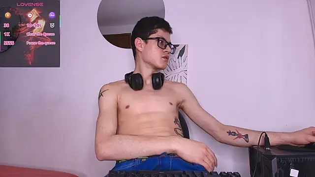 wolfandsky online show from 3, 3, 2026