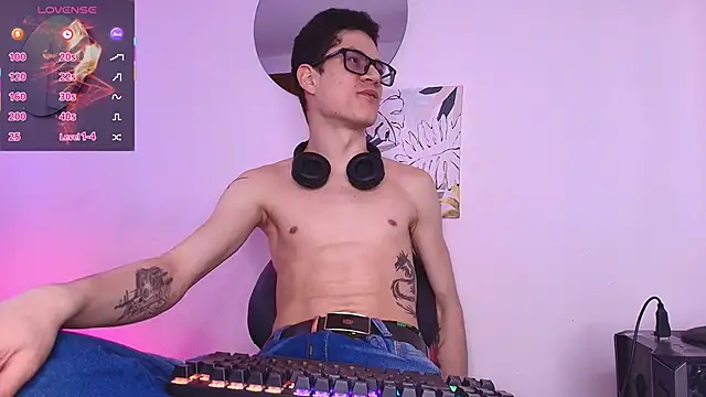 wolfandsky online show from 4, 3, 2026