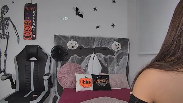 AmandaBrooks 18 online show from 15, 10, 2025