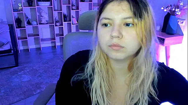 DiaAngell online show from 5, 11, 2025