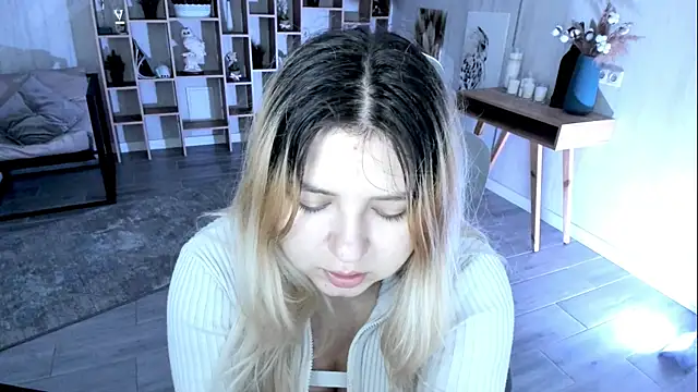 DiaAngell online show from 7, 11, 2025