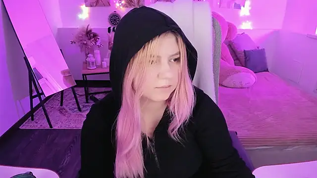 DiaAngell online show from 8, 3, 2026