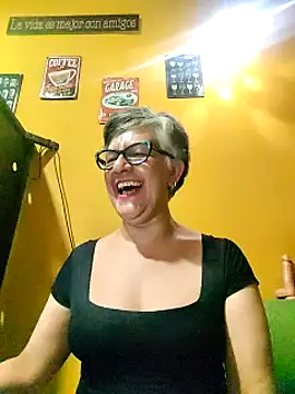 ilonna2025 online show from 5, 3, 2025