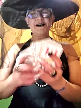 ilonna2025 online show from 31, 10, 2025