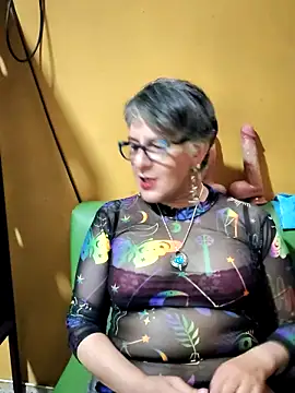 ilonna2025 online show from 18, 12, 2025