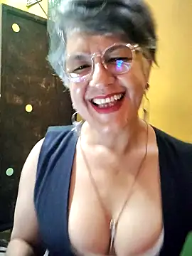 ilonna2025 online show from 22, 5, 2026