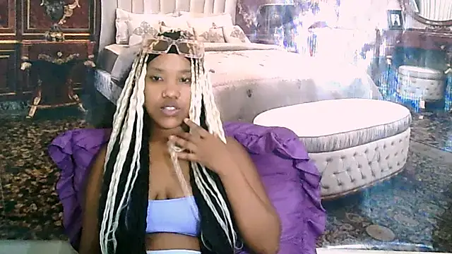 EroticSexyPrada online show from 6, 2, 2026