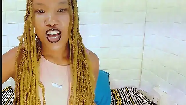 EroticSexyPrada online show from 17, 3, 2025