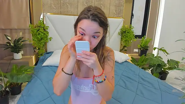 SusannJohnson online show from 17, 12, 2025