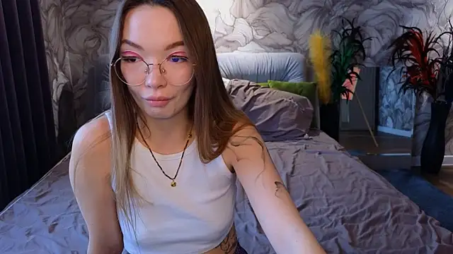 SusannJohnson online show from 11, 9, 2025