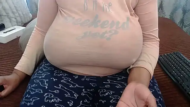 BUBBLYBUNNYxx online show from 13, 5, 2026