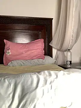 Snapshot of madell chatting on 26, 2, 2026 madell online show from 26, 2, 2026