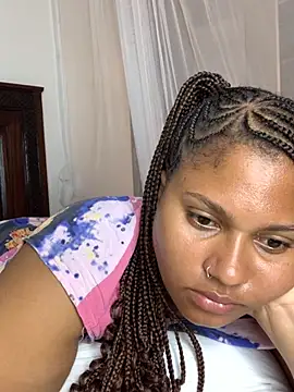 Snapshot of madell chatting on 18, 9, 2025 madell online show from 18, 9, 2025