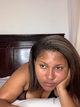 Snapshot of madell chatting on 29, 11, 2025 madell online show from 29, 11, 2025