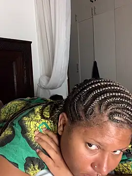 Snapshot of madell chatting on 7, 2, 2026 madell online show from 7, 2, 2026