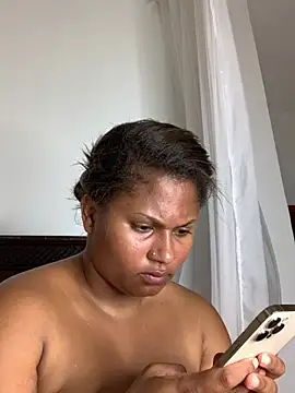 Snapshot of madell chatting on 25, 2, 2026 madell online show from 25, 2, 2026