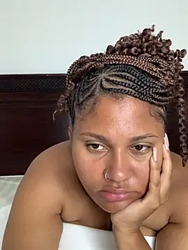 Snapshot of madell chatting on 14, 9, 2025 madell online show from 14, 9, 2025