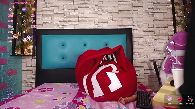 Snapshot of Pink_19 chatting on 3, 2, 2026 Pink 19 online show from 3, 2, 2026