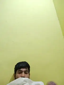 Snapshot of 08uhj chatting on 27, 3, 2026 08uhj online show from 27, 3, 2026