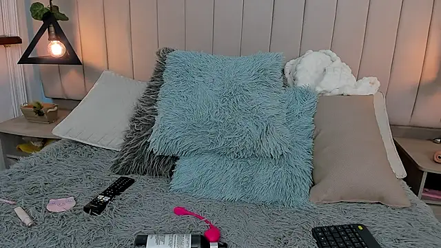 Snapshot of Paulina_Lopezz chatting on 10, 3, 2025 Paulina Lopezz online show from 10, 3, 2025