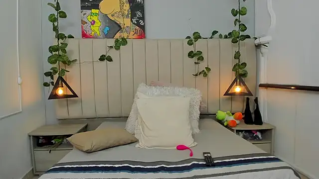 Paulina Lopezz online show from 13, 2, 2026