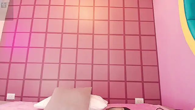 LissMonroe online show from 12, 11, 2025