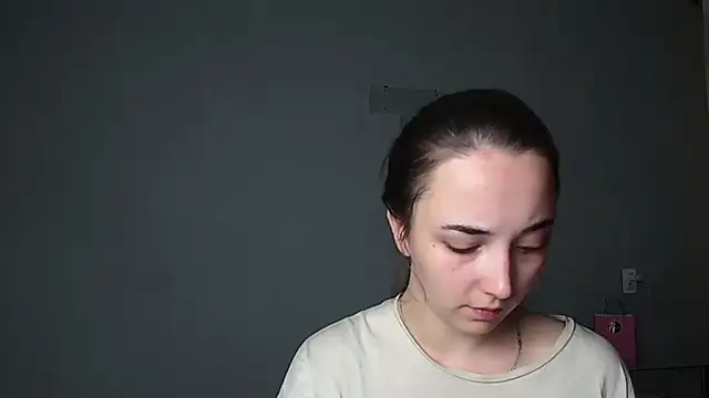 Eva Gloryy online show from 9, 6, 2026
