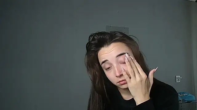 Snapshot of Eva_Gloryy chatting on 5, 10, 2025 Eva Gloryy online show from 5, 10, 2025