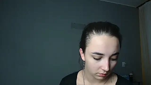 Snapshot of Eva_Gloryy chatting on 14, 11, 2025 Eva Gloryy online show from 14, 11, 2025