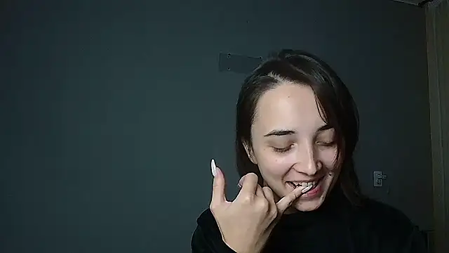 Snapshot of Eva_Gloryy chatting on 3, 10, 2025 Eva Gloryy online show from 3, 10, 2025