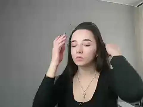 Snapshot of Eva_Gloryy chatting on 6, 3, 2025 Eva Gloryy online show from 6, 3, 2025