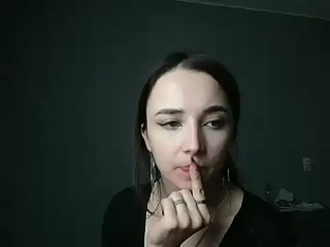 Snapshot of Eva_Gloryy chatting on 7, 3, 2025 Eva Gloryy online show from 7, 3, 2025