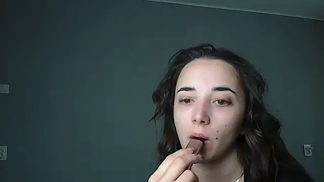 Eva Gloryy online show from 25, 5, 2026