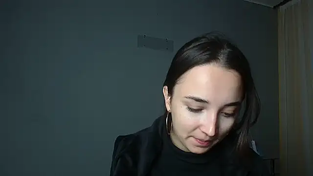 Snapshot of Eva_Gloryy chatting on 1, 10, 2025 Eva Gloryy online show from 1, 10, 2025