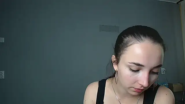 Snapshot of Eva_Gloryy chatting on 13, 9, 2025 Eva Gloryy online show from 13, 9, 2025