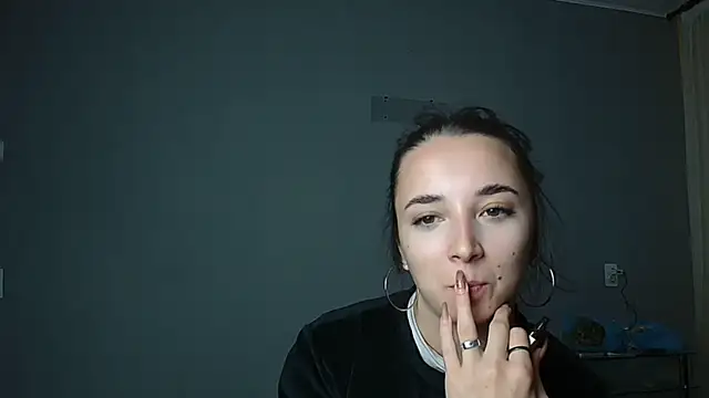 Snapshot of Eva_Gloryy chatting on 18, 9, 2025 Eva Gloryy online show from 18, 9, 2025