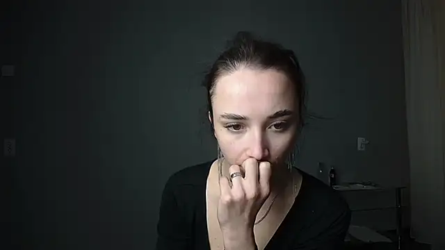 Snapshot of Eva_Gloryy chatting on 9, 3, 2025 Eva Gloryy online show from 9, 3, 2025