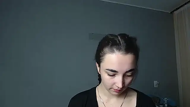 Snapshot of Eva_Gloryy chatting on 3, 12, 2025 Eva Gloryy online show from 3, 12, 2025