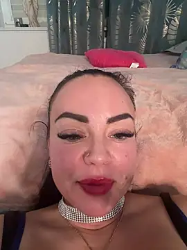 HotLivv69 online show from 4, 2, 2025