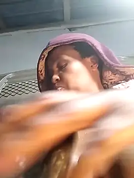 bubblendz1988 online show from 25, 9, 2025