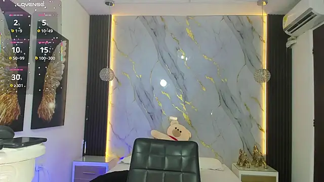 raven li online show from 25, 9, 2025