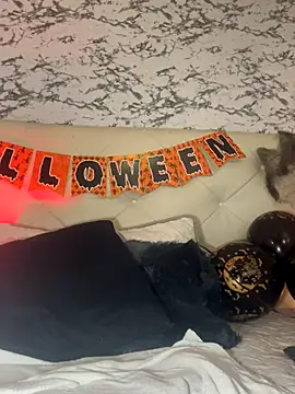 Lili  taylor online show from 1, 11, 2025